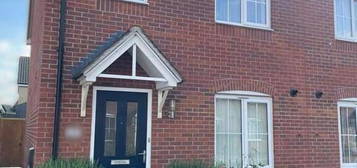 3 bedroom semi-detached house