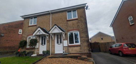 2 bed semi-detached house to rent