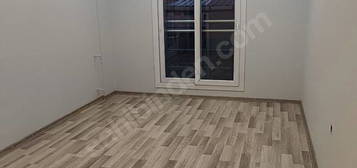 BAYRAKLI CENGİZHAN 3+1 YENİ BİNA 90M²