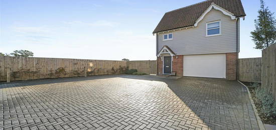 1 bed detached house for sale