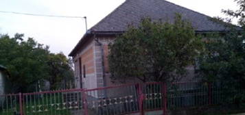 Eladó családi ház, Tiszakerecsenyen 6.5 M Ft, 2 szobás