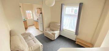 2 bedroom end of terrace house