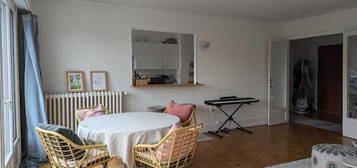 Appartement  à louer, 4 pièces, 3 chambres, 86 m²