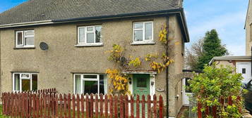 4 bedroom semi-detached house to rent