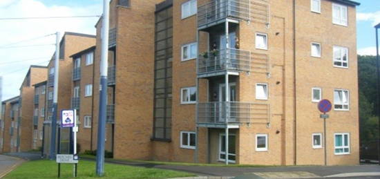 2 bed flat to rent