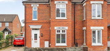 3 bedroom semi-detached house