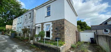 2 bed detached house for sale