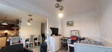 Appartement  à vendre, 3 pièces, 2 chambres, 60 m²