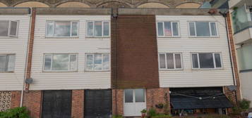 Flat for sale in Granville Marina, Ramsgate CT11