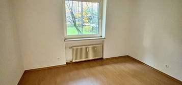 Freundliche 4-Zimmer-Wohnung mit Balkon im Grünen