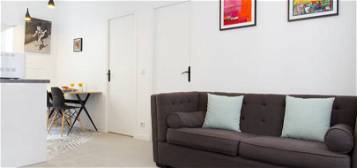 Appartement meublé  à louer, 3 pièces, 2 chambres, 98 m²
