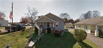 1142 Rider Ave, Knoxville, TN 37917