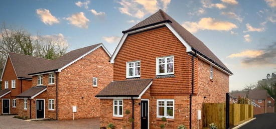 Detached house to rent in Merrifield Lane, Burgess Hill RH15