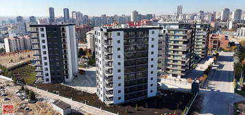 YAŞAMKENT'İN MERKEZİNDE SIFIR SATILIK 4+1 DAİRE