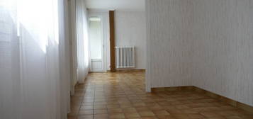 Location appartement 4 pièces 70 m²