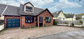 5 bed detached house to rent