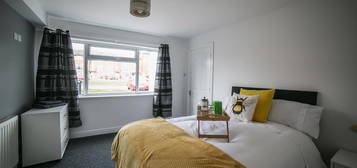 Room to rent in Tangmere Drive, Castle Vale, Birmingham B35