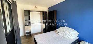 Location appartement 5 pièces 9 m²