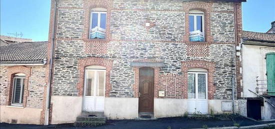 Maison  à vendre, 5 pièces, 4 chambres, 166 m²