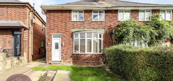 3 bed semi-detached house for sale