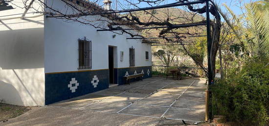 Finca rústica en venta en Álora