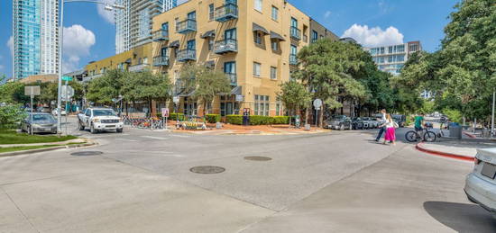 Elle West Ave, Austin, TX 78701