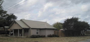 409 E Boyd Ave, Boyd, TX 76023