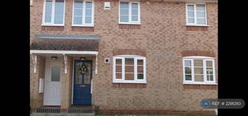 2 bedroom terraced house