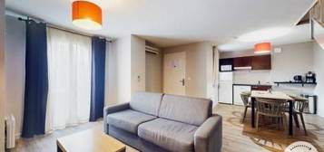 Appartement meublé  à vendre, 3 pièces, 2 chambres, 63 m²