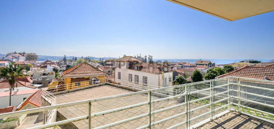 Apartamento T3+1 de Luxo na Foz do Douro com Vista Mar Deslumbrante