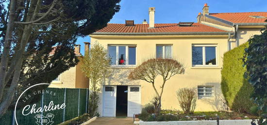 Maison  à vendre, 5 pièces, 3 chambres, 103 m²