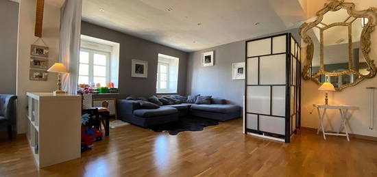 Appartement  à vendre, 4 pièces, 2 chambres, 120 m²