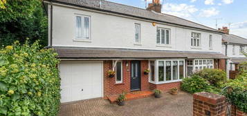 4 bedroom semi-detached house for sale