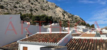 Casa adosada en Valle de Abdalajís