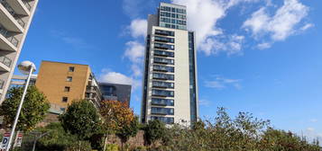 Flat for sale in Ferry Court, Cardiff CF11