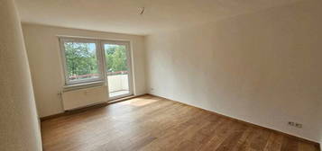 Heller 3-Raum-Wohnung mit Weitblick