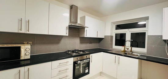 Terraced house to rent in Glenny Road, Barking IG11