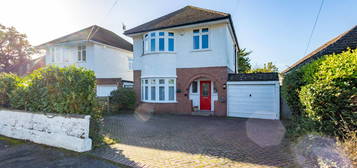 3 bed detached house to rent