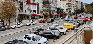 İNÖNÜ CADDESİ ÜZERİ MERKEZİ KONUM KİRALIK 2+1