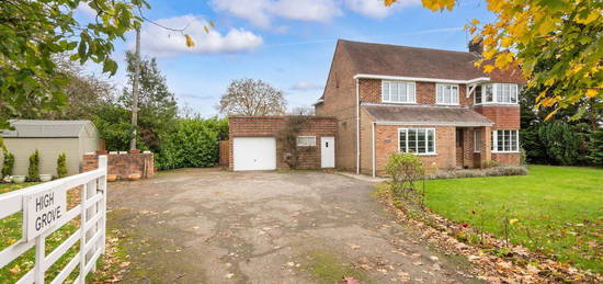 3 bed detached house for sale