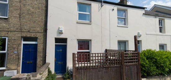 2 bedroom terraced house