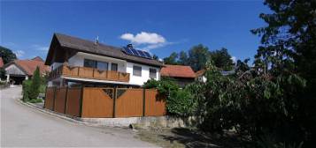 Einfamilienhaus mit schönem Garten in Oberlauterbach zu vermieten