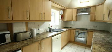 Terraced house to rent in Osborne Road, Jesmond, Newcastle Upon Tyne NE2