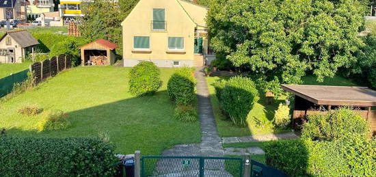 Gepflegtes Einfamilienhaus mit großem Garten