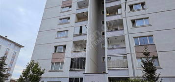 ESKİPAZAR TOKİ 3. ETAPDA 125 M2 1. KAT ACİLL SATILIK DAİRE