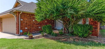 2405 NW 152nd St, Oklahoma City, OK 73013