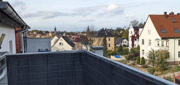 Ruhige DG Wohnung mit sehr viel Platz, Balkon mit Aussicht