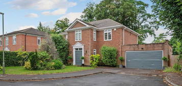 5 bed detached house to rent