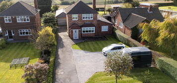 3 bed detached house for sale