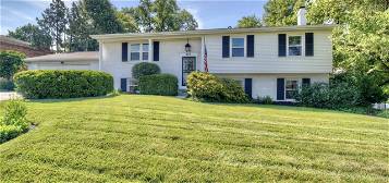 277 Beechwood Rd, Fort Mitchell, KY 41017